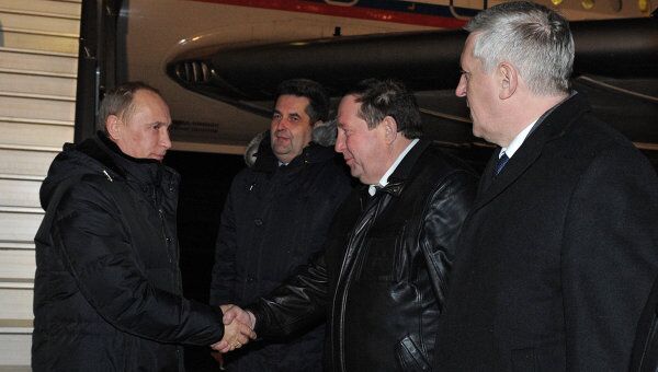 Премьер-министр РФ В.Путин прибыл в Архангельск Премьер-министр РФ В.Путин прибыл в Архангельск
