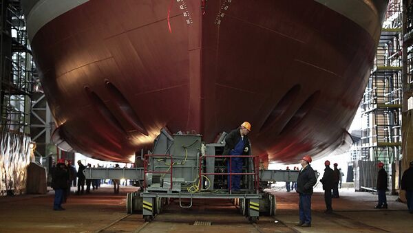 Торжественная церемония спуска на воду поисково-спасательного судна. Архивное фото Торжественная церемония спуска на воду поисково-спасательного судна. Архивное фото