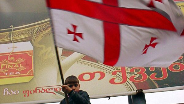 В дни Бархатной революции на улицах Тбилиси В дни Бархатной революции на улицах Тбилиси