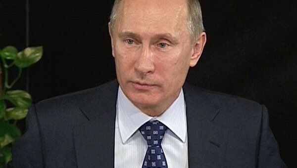 Путин пообещал гранты российским театрам и бонусы ветеранам сцены Путин пообещал гранты российским театрам и бонусы ветеранам сцены