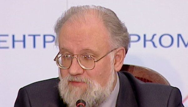 Чуров предложил журналистам съесть ящик для голосования Чуров предложил журналистам съесть ящик для голосования