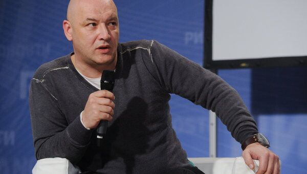Актер Максим Суханов Актер Максим Суханов