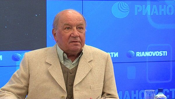 Мой скелет хотели купить в анатомичке за 300 рублей - Лев Дуров Мой скелет хотели купить в анатомичке за 300 рублей - Лев Дуров