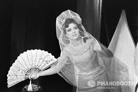Артистка Юлия Борисова в роли Турандот Артистка Юлия Борисова в роли Турандот
