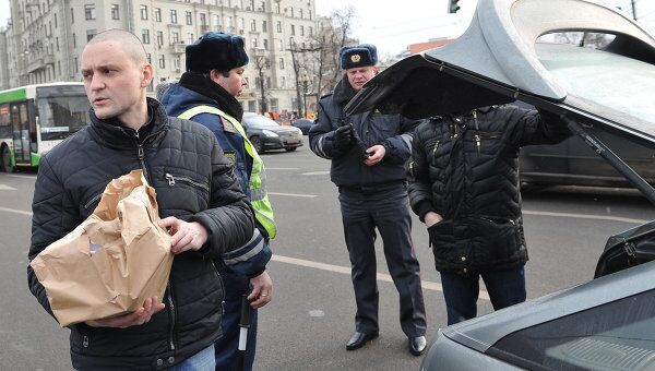 Митинг оппозиции на Пушкинской площади в Москве Митинг оппозиции на Пушкинской площади в Москве