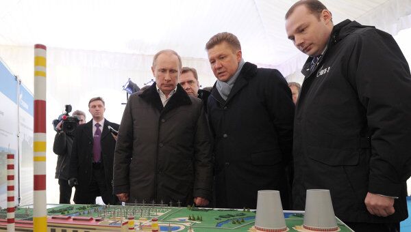 Премьер-министр РФ В.Путин посетил Киришскую ГРЭС Премьер-министр РФ В.Путин посетил Киришскую ГРЭС