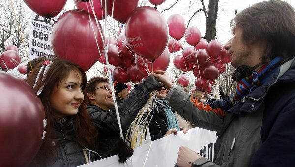 Шествие и митинг За демократию, против самодержавия в Санкт-Петербурге. Архив Шествие и митинг За демократию, против самодержавия в Санкт-Петербурге. Архив