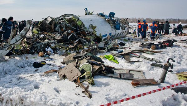 Крушение самолета ATR-72 под Тюменью Крушение самолета ATR-72 под Тюменью