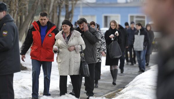 Опознание тел погибших в авиакатастрофе под Тюменью Опознание тел погибших в авиакатастрофе под Тюменью