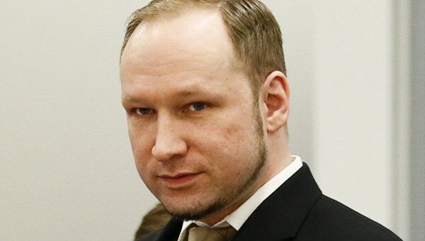 Обвиняемый в терроризме Андерс Брейвик в здании окружного суда Осло Обвиняемый в терроризме Андерс Брейвик в здании окружного суда Осло
