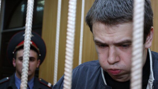 На скамье подсудимых в Тверском суде - московский студент Иван Белоусов. Архивное фото На скамье подсудимых в Тверском суде - московский студент Иван Белоусов. Архивное фото