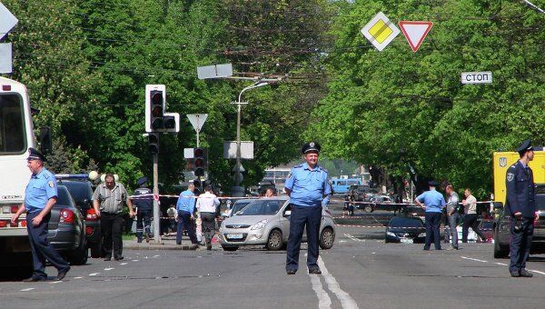 На месте взрыва в Днепропетровске На месте взрыва в Днепропетровске