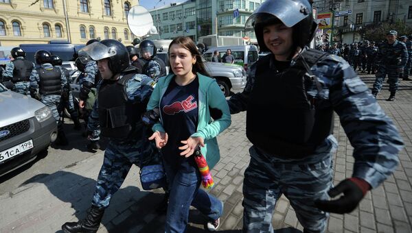Задержания участников акции оппозиции на Китай-городе Задержания участников акции оппозиции на Китай-городе