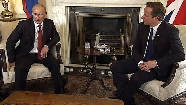 Путин на встрече с Кэмероном поделился впечатлениями от олимпийского Лондона Путин на встрече с Кэмероном поделился впечатлениями от олимпийского Лондона