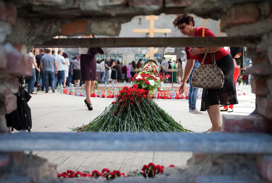Акция памяти, посвященная восьмой годовщине теракта в Беслане Акция памяти, посвященная восьмой годовщине теракта в Беслане