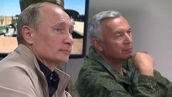 Путин на Кавказе-2012 увидел, как расстреливают десант неприятеля Путин на Кавказе-2012 увидел, как расстреливают десант неприятеля