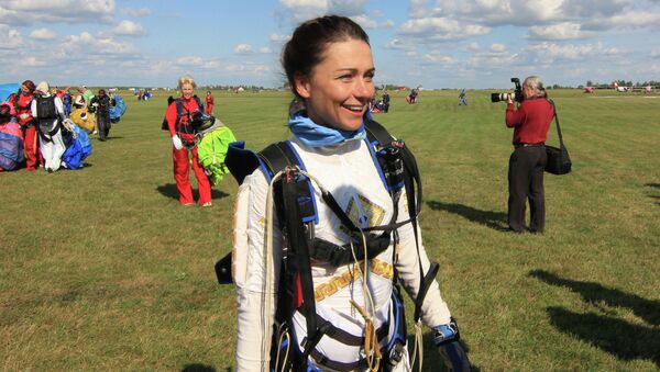 Скончалась российская парашютистка Ирина Синицына Скончалась российская парашютистка Ирина Синицына