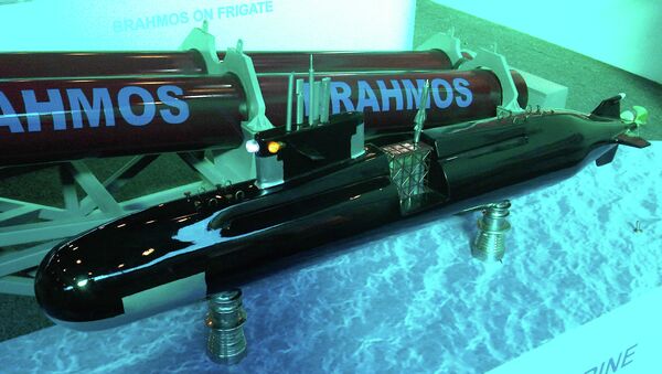 Cверхзвуковая ракета BrahMos, архивное фото Cверхзвуковая ракета BrahMos, архивное фото