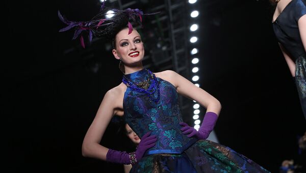 Показ коллекции Славы Зайцева в рамках недели моды Mercedes-Benz Fashion Week Russia Показ коллекции Славы Зайцева в рамках недели моды Mercedes-Benz Fashion Week Russia