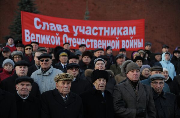 Ветераны Великой Отечественной войны на Красной площади Ветераны Великой Отечественной войны на Красной площади