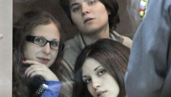 Участницы панк-группы Pussy Riot. Архивное фото Участницы панк-группы Pussy Riot. Архивное фото