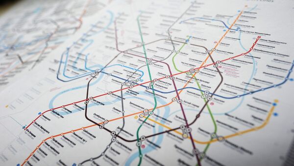 Консервативный и прогрессивный варианты схемы московского метро Консервативный и прогрессивный варианты схемы московского метро
