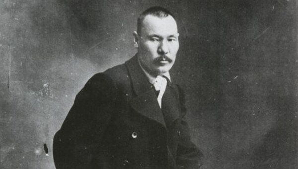 Алтайский художник Григорий Чорос-Гуркин. Архивное фото Алтайский художник Григорий Чорос-Гуркин. Архивное фото
