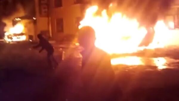 Протестующие на северо-западе Азербайджана подожгли отель Протестующие на северо-западе Азербайджана подожгли отель
