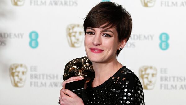 Энн Хэтэуэй стала лауреатом награды BAFTA Энн Хэтэуэй стала лауреатом награды BAFTA