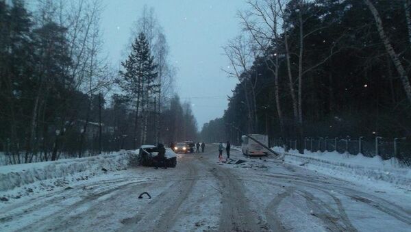 ДТП с участием двух иномарок и автобуса в Перми ДТП с участием двух иномарок и автобуса в Перми