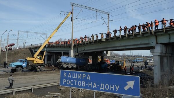 Ликвидация последствий ДТП на Каширском шоссе в Подмосковье Ликвидация последствий ДТП на Каширском шоссе в Подмосковье