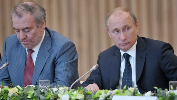 Встреча В.Путина с членами Попечительского совета Государственного академического Мариинского театра Встреча В.Путина с членами Попечительского совета Государственного академического Мариинского театра
