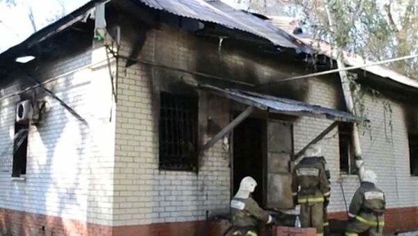 Пожар в наркологическом диспансере Энгельса. Кадры с места ЧП Пожар в наркологическом диспансере Энгельса. Кадры с места ЧП