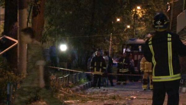 Последствия взрыва газа в доме на юго-западе Москвы Последствия взрыва газа в доме на юго-западе Москвы