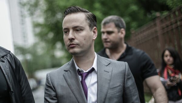 Певец Виталий Грачев (Витас) у здания Останкинской межрайонной прокуратуры Певец Виталий Грачев (Витас) у здания Останкинской межрайонной прокуратуры