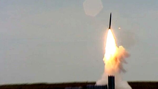 Комплексы С-300 отразили воздушно-космическое нападение под Астраханью Комплексы С-300 отразили воздушно-космическое нападение под Астраханью
