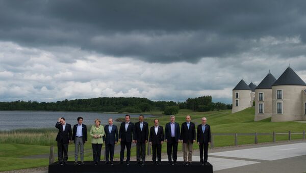 Церемония совместного фотографирования участников саммита G8 Церемония совместного фотографирования участников саммита G8