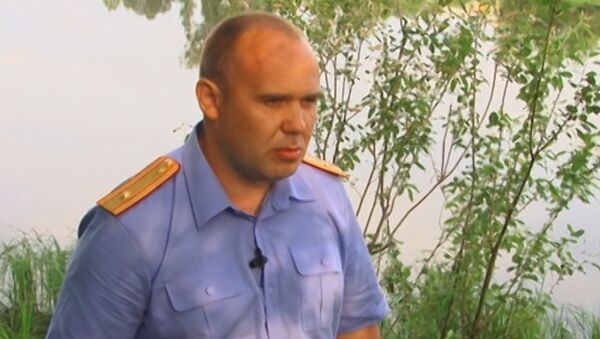 Уральские следователи показали место, где были найдены тела двух школьниц Уральские следователи показали место, где были найдены тела двух школьниц