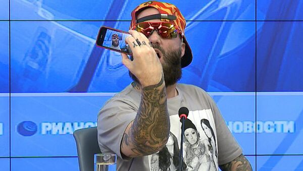Солист Limp Bizkit сравнил Земфиру с Мадонной и поделился планами о концертах Солист Limp Bizkit сравнил Земфиру с Мадонной и поделился планами о концертах