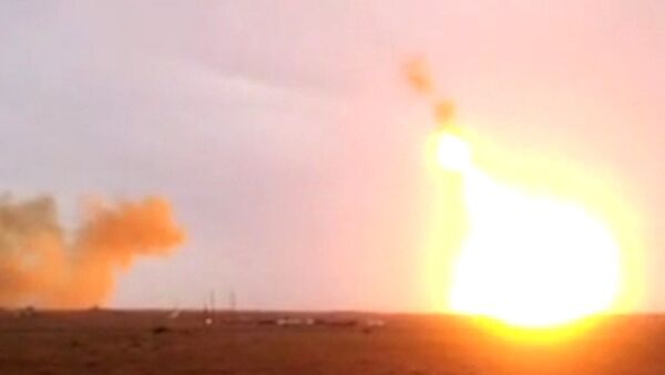 Ракета-носитель Протон-М упала и взорвалась после старта Ракета-носитель Протон-М упала и взорвалась после старта