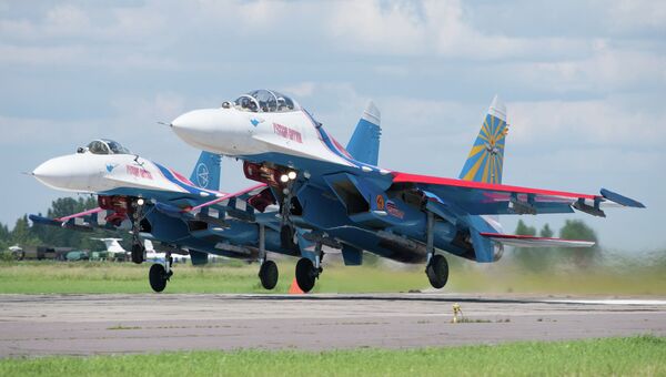 Взлет парой Су-27 АГВП Русские Витязи Взлет парой Су-27 АГВП Русские Витязи