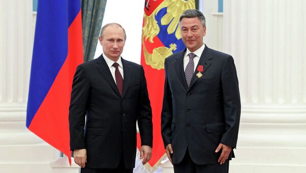 В.Путин вручил государственные награды В.Путин вручил государственные награды