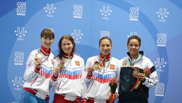Универсиада. Фехтование. Рапира. Женщины. Личное первенство. Церемония награждения Универсиада. Фехтование. Рапира. Женщины. Личное первенство. Церемония награждения