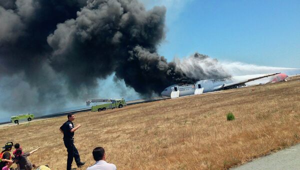 Крушение Boeing-777 в аэропорту Сан-Франциско Крушение Boeing-777 в аэропорту Сан-Франциско