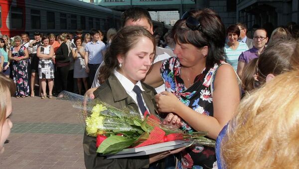 Бригаду потерпевшего крушение поезда Новосибирск-Адлер наградили Бригаду потерпевшего крушение поезда Новосибирск-Адлер наградили