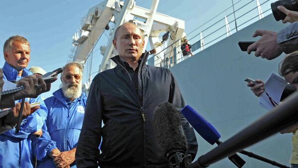 В.Путин посетил остров Гогланд в Финском заливе В.Путин посетил остров Гогланд в Финском заливе