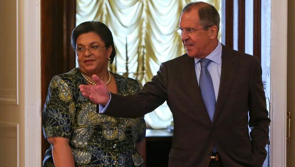 Министр иностранных дел России Сергей Лавров с министром иностранных дел Ганы Ханной Тетте Министр иностранных дел России Сергей Лавров с министром иностранных дел Ганы Ханной Тетте