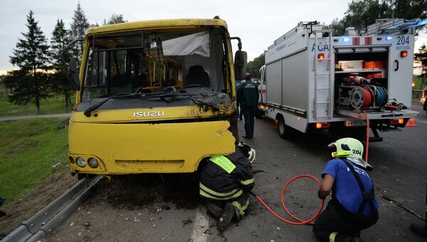 Рейсовый автобус перевернулся на Калужском шоссе Рейсовый автобус перевернулся на Калужском шоссе