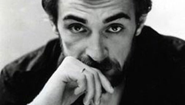 Художественный руководитель Театра на Малой Бронной Сергей Голомазов Художественный руководитель Театра на Малой Бронной Сергей Голомазов