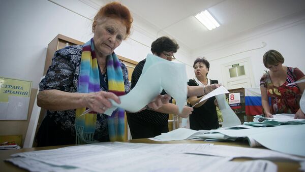 Подсчет голосов на выборах в Единый день голосования. Архивное фото Подсчет голосов на выборах в Единый день голосования. Архивное фото